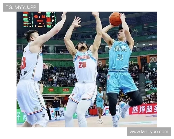 南京篮球队节奏之争引发热议球迷观点各异引发讨论